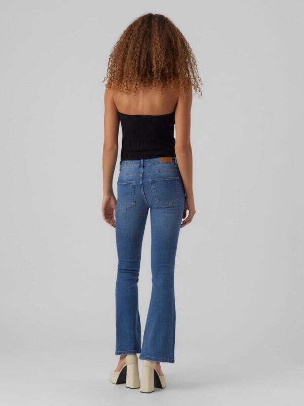 ženski jeans