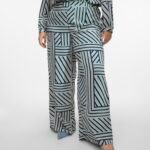 Hlače visokog struka s uzorkom brenda Vero Moda 51% Recycled Polyester, 49% Polyester