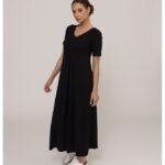 Haljina od viskoze na V izrez