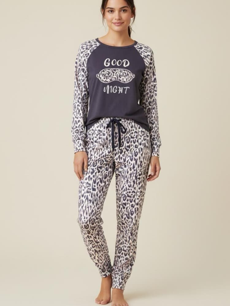 Web shop dimenzije (29) Pidžama s printom - Slika 1